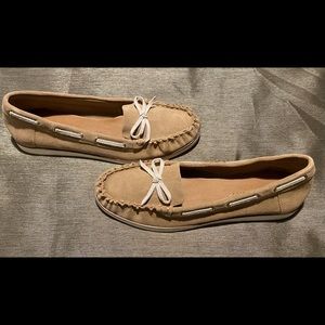 NWOT - Kelly & Katie Tiewel Loafer/Moccasin